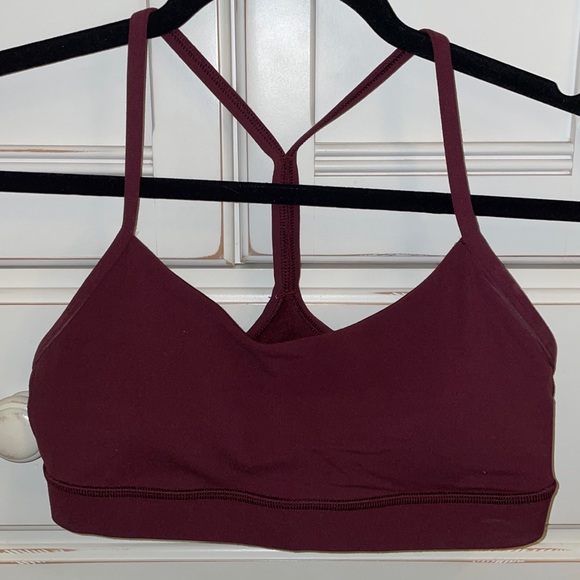 lululemon athletica Other - Lululemon flow y bra - size 8 cassis